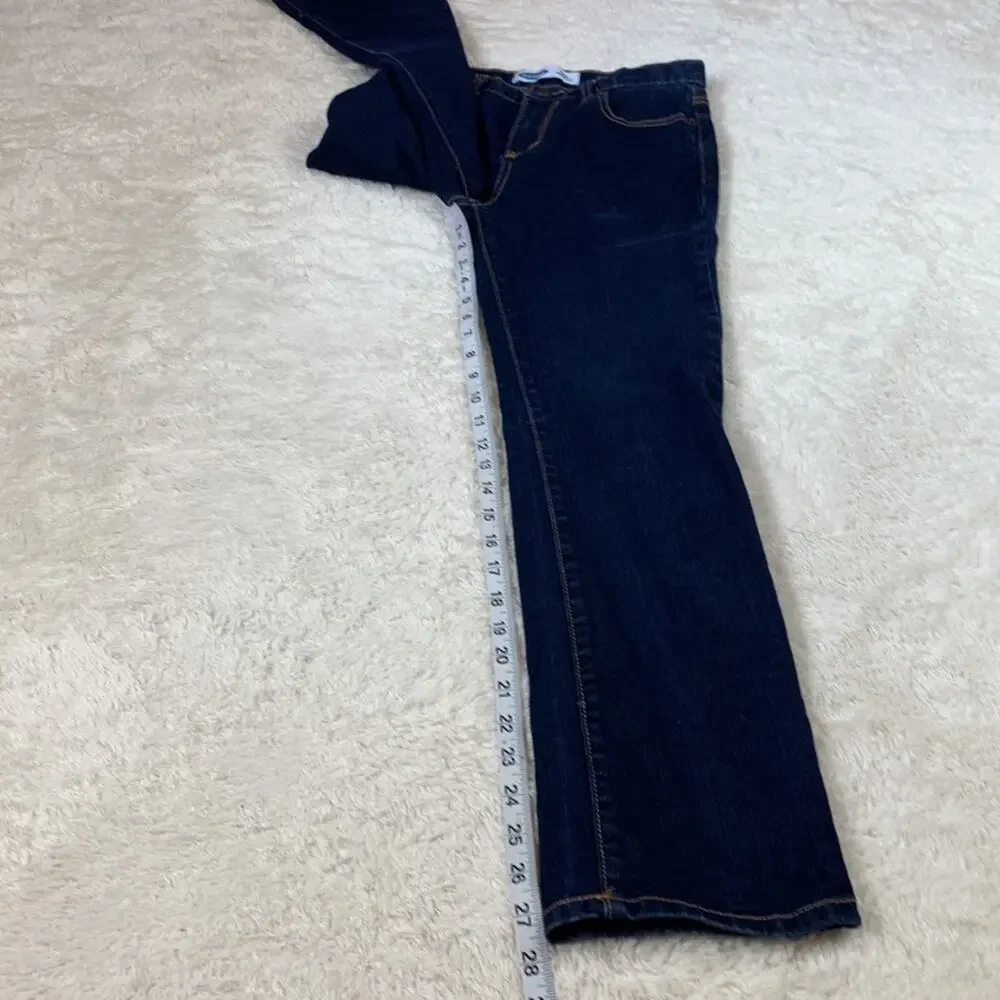Old Navy dark‎ wash skinny jeans, size 14